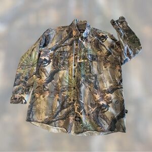 Dickies camouflage long sleeve button front shirt, front pockets, Men’s Sz XL